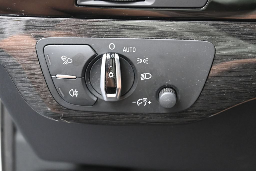 Used 2018 Audi Q7 3.0T Premium Plus AWD/4WD image 15