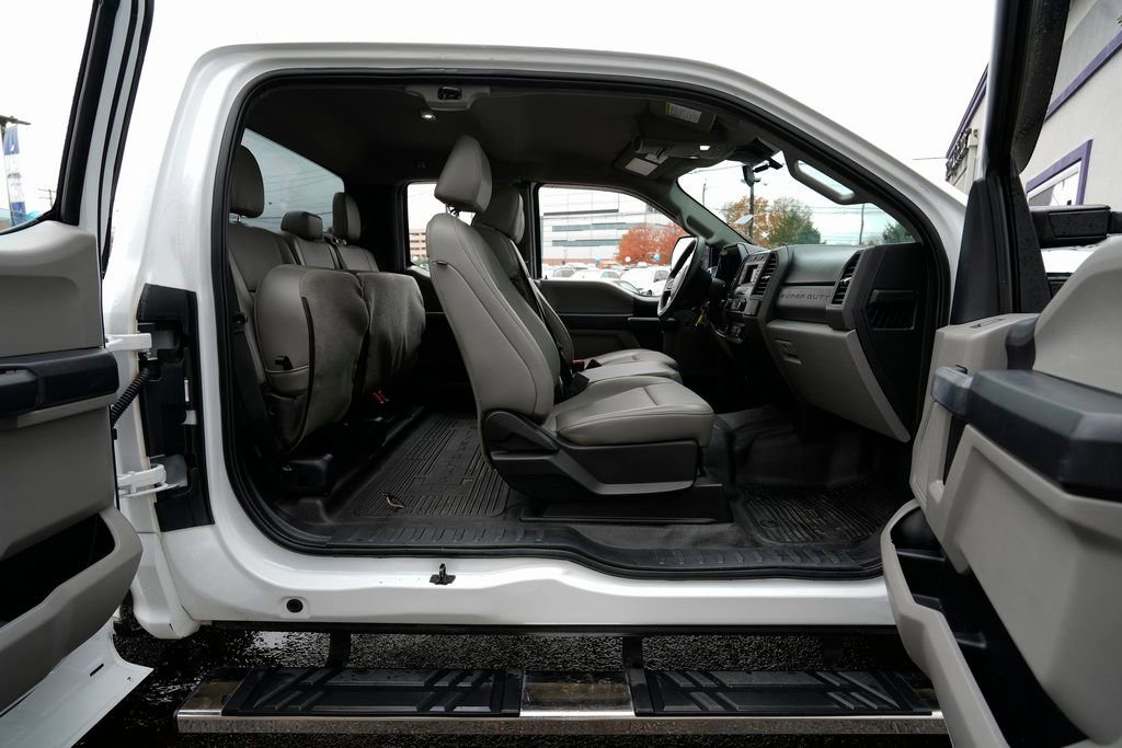 Used 2021 Ford F350 XL w/ Power Equipment Group image 18