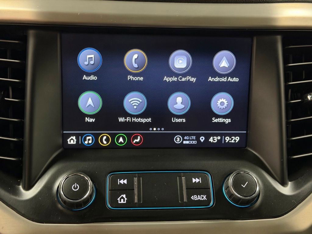 Used 2021 GMC Acadia Denali w/ Denali Technology Package image 17