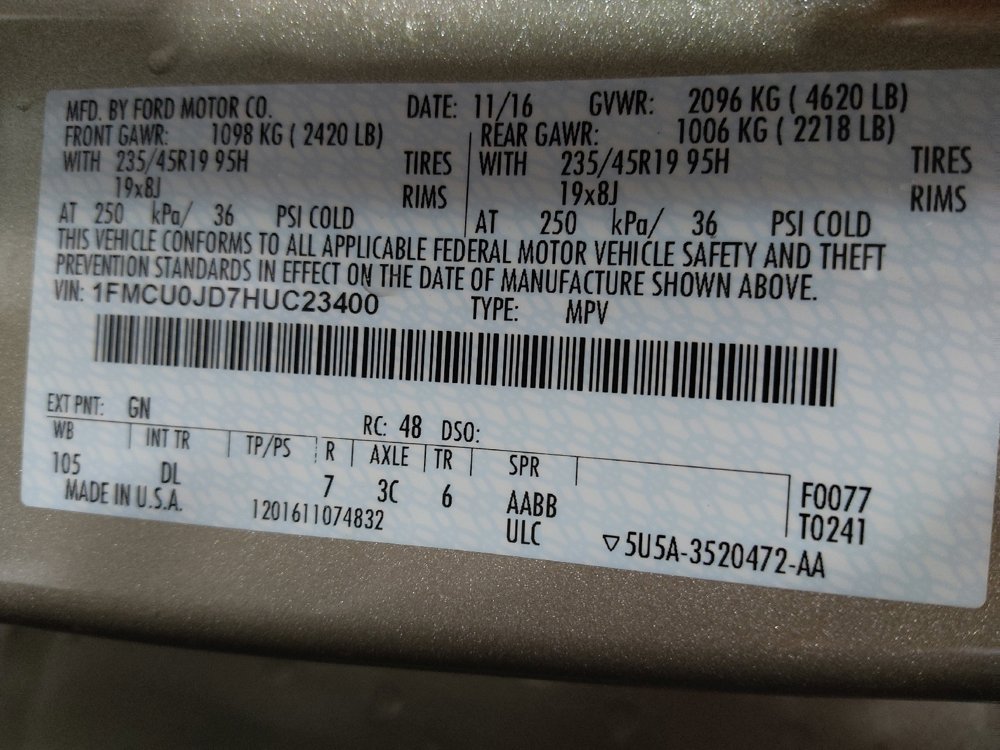 Used 2017 Ford Escape Titanium image 33