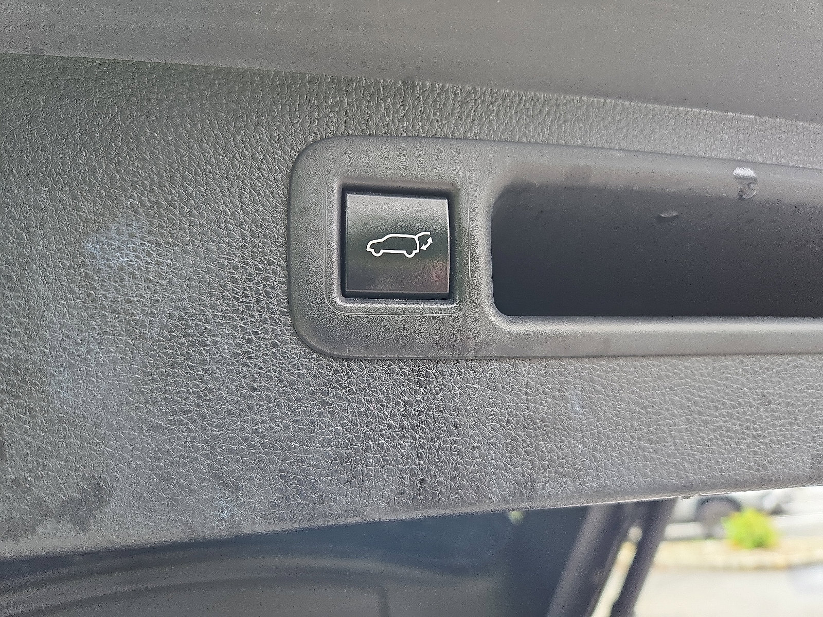 Used 2022 Toyota Highlander XSE w/ Protection Package #3 (TMS) image 29