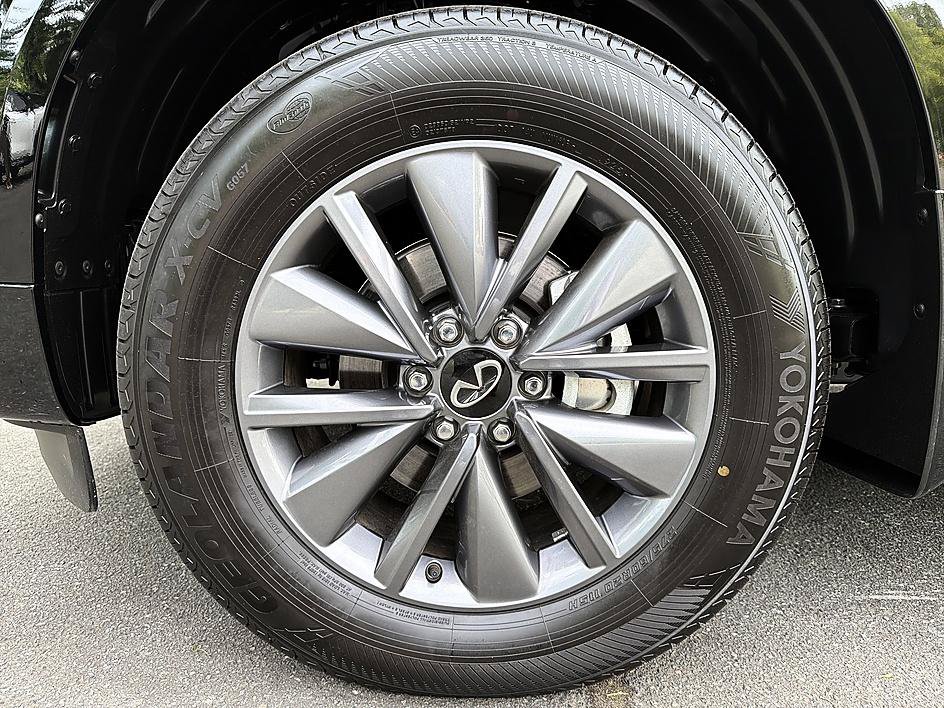 New 2026 INFINITI QX80 Pure AWD/4WD image 8