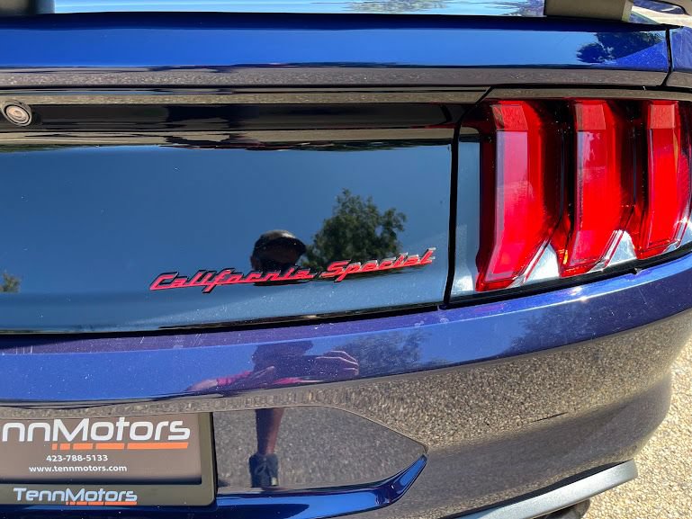 Used 2019 Ford Mustang GT Premium w/ Equipment Group 401A RWD image 40