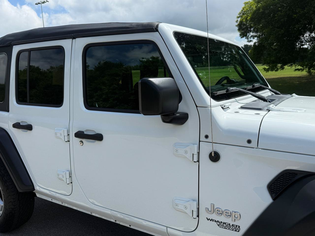 Used 2018 Jeep Wrangler Unlimited Sport S AWD/4WD image 36