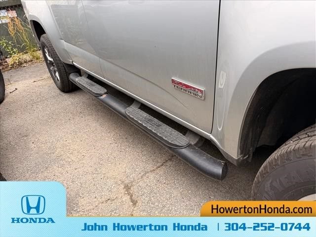 Used 2017 GMC Canyon SLE w/ All Terrain Package AWD/4WD image 5
