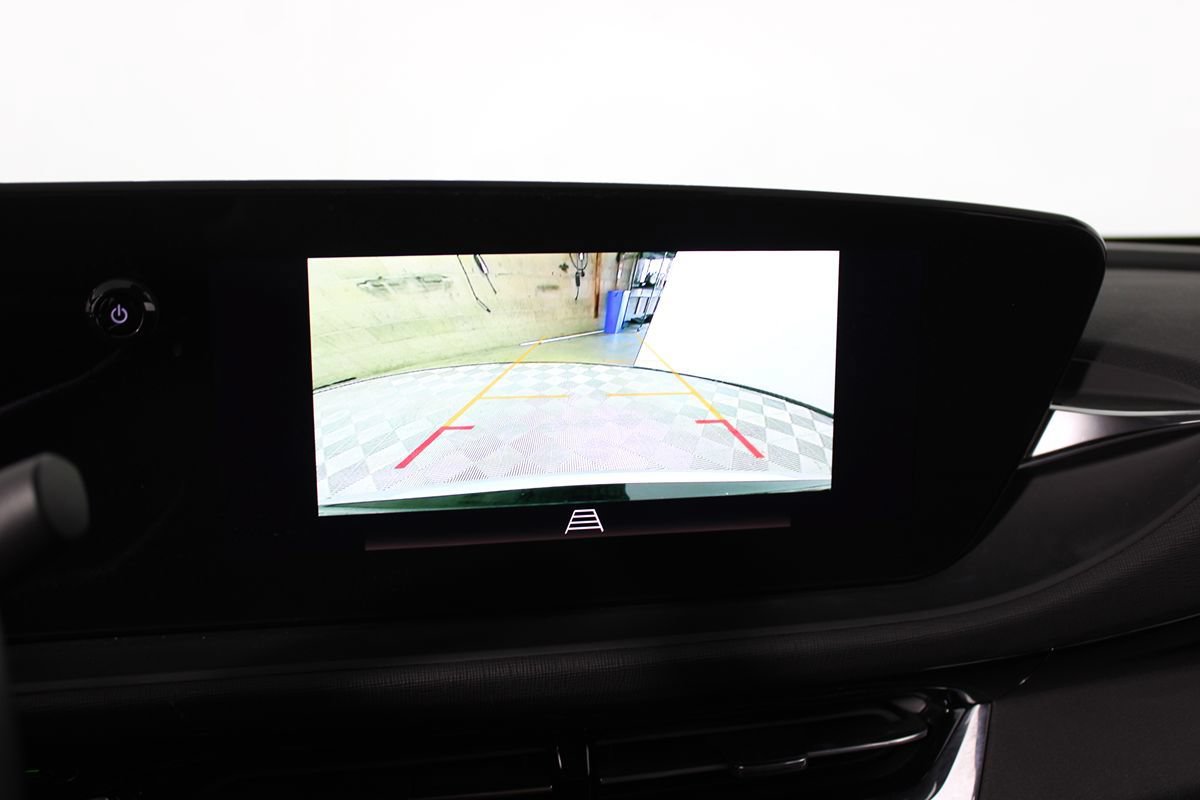 Used 2025 Buick Envista Sport Touring FWD image 22