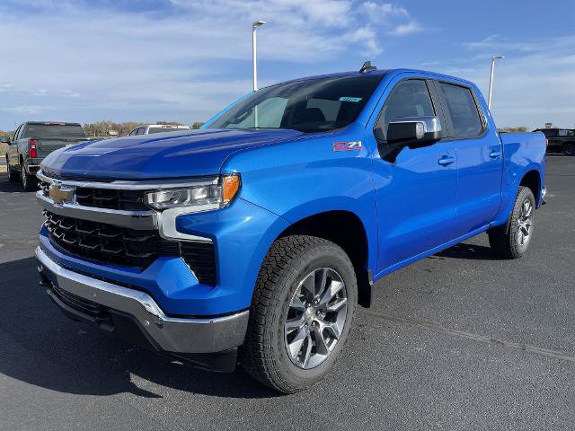 New 2026 Chevrolet Silverado 1500 LT video 1