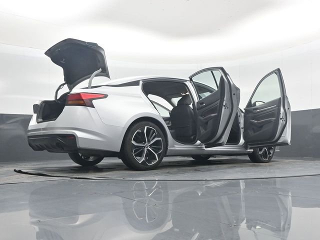 Used 2023 Nissan Altima 2.5 SR image 52