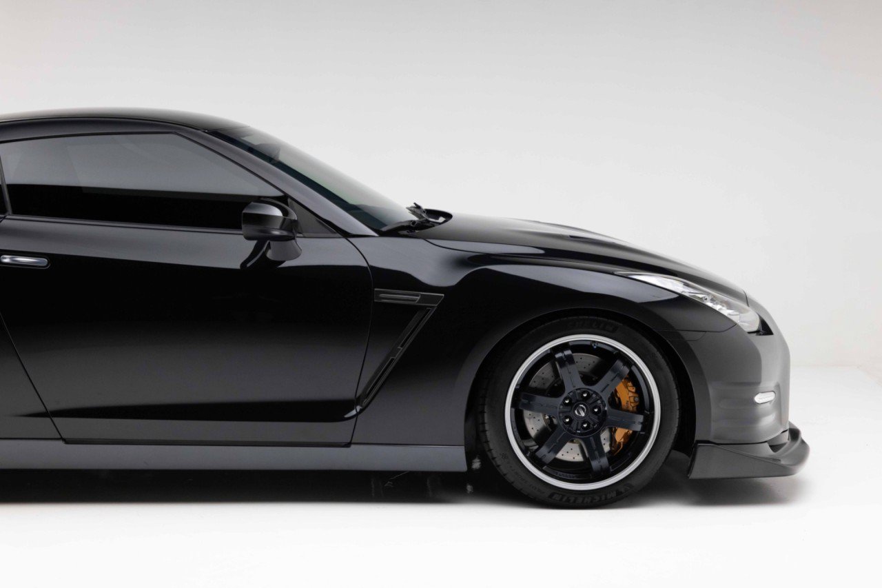 Used 2014 Nissan GT-R Black Edition AWD/4WD image 33