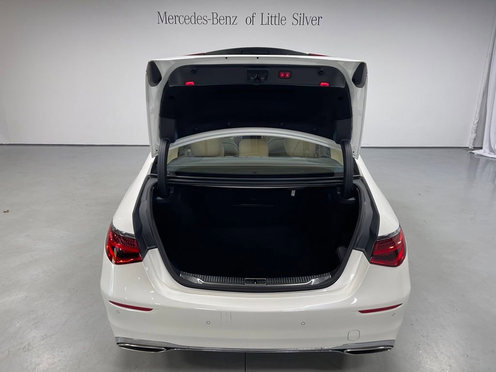 Used 2023 Mercedes-Benz S 580 4MATIC Sedan image 5