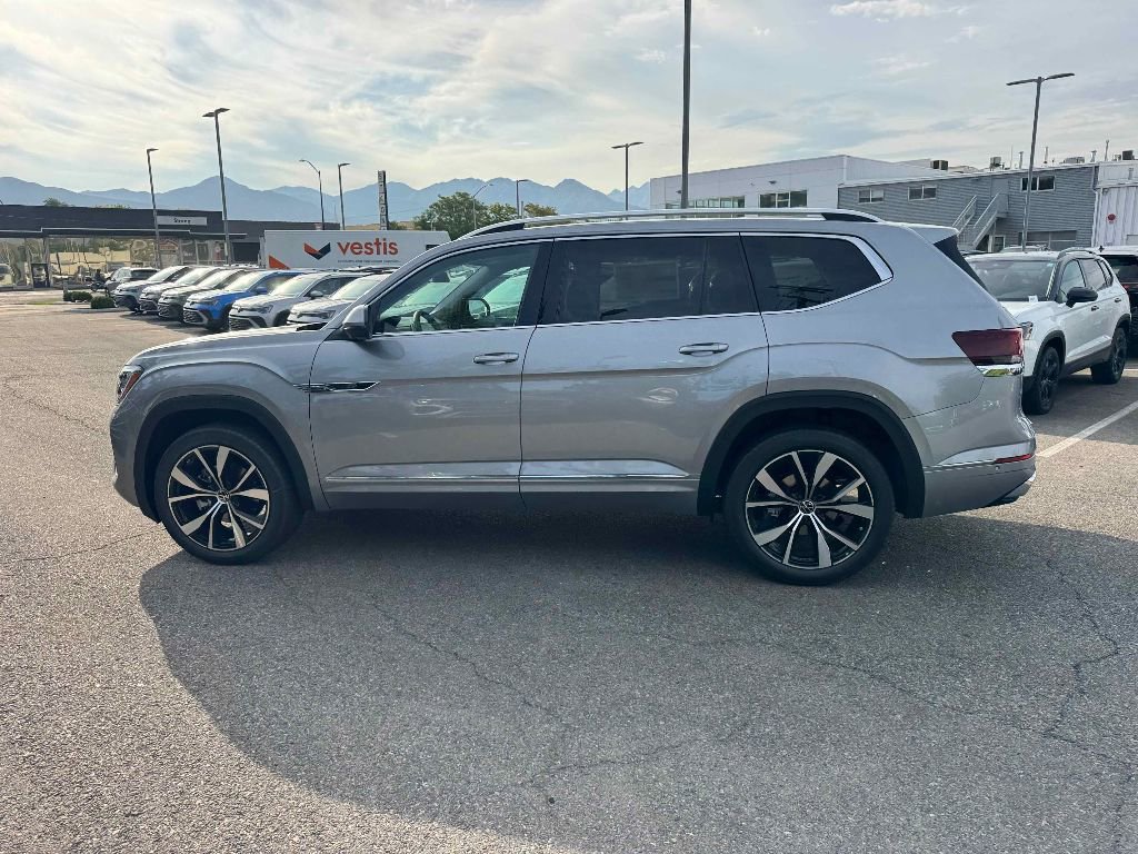 New 2026 Volkswagen Atlas SEL Premium R-Line image 4
