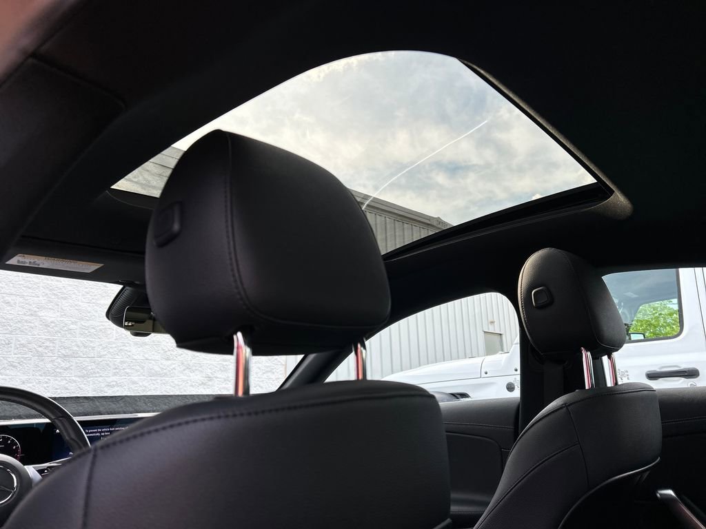 Used 2025 Mercedes-Benz CLA 250 image 32