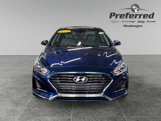 Used 2018 Hyundai Sonata Limited w/ Cargo Package FWD image 11
