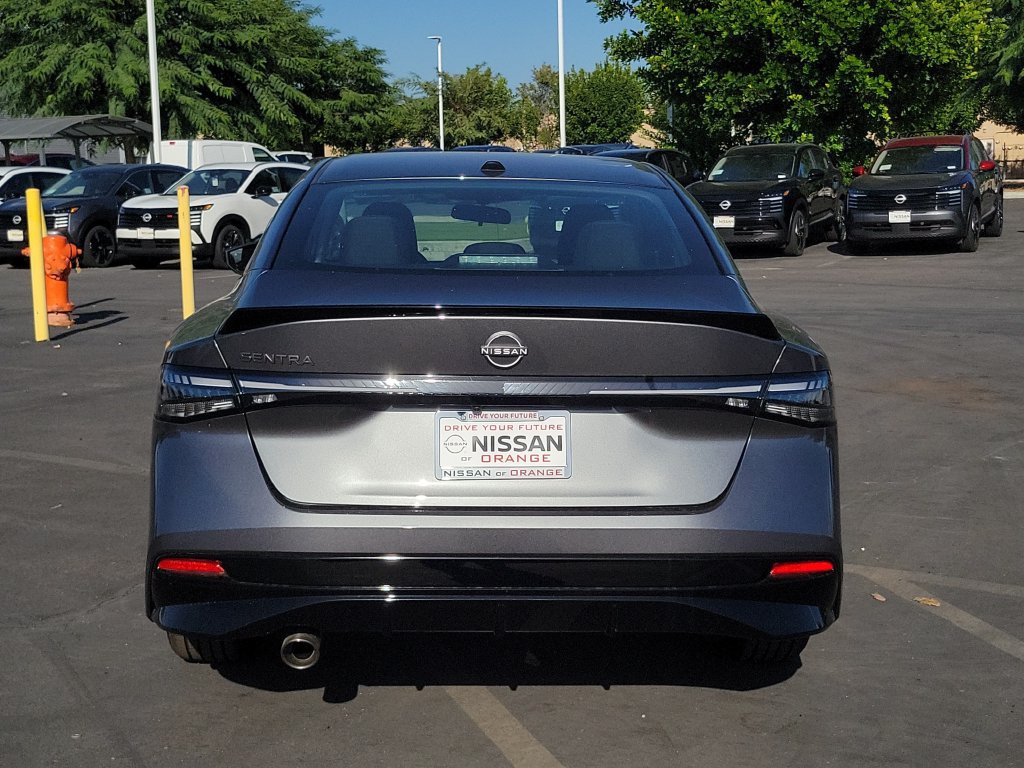 New 2027 Nissan Sentra SR FWD image 7