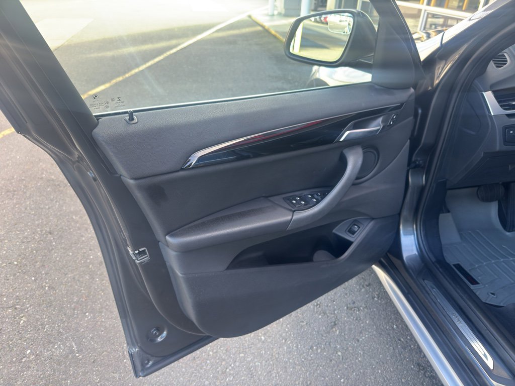 Used 2019 BMW X1 xDrive28i w/ Convenience Package image 6