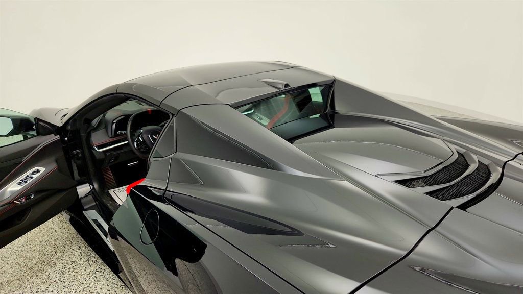 Used 2024 Chevrolet Corvette Stingray Convertible w/ 1LT image 10