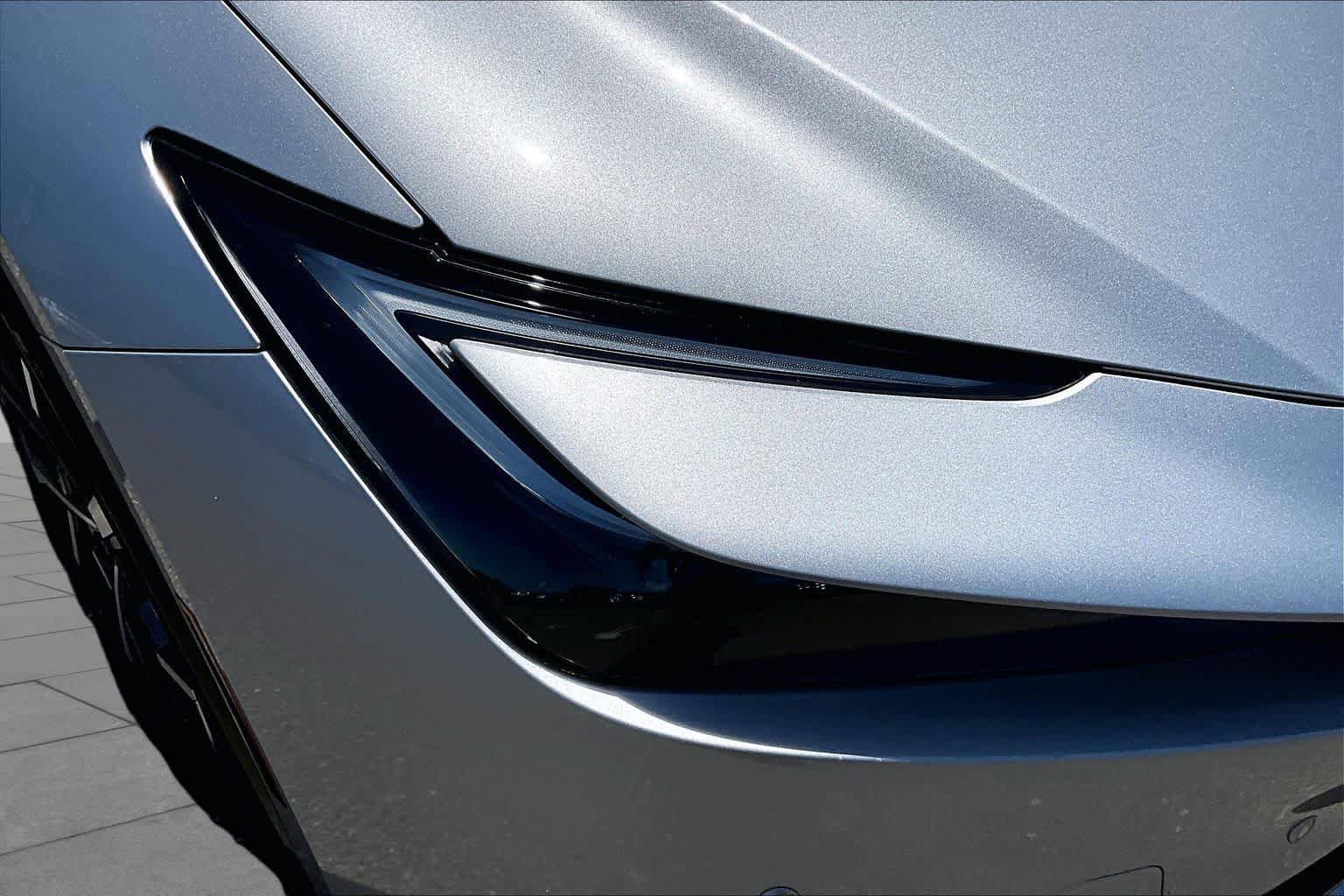 Used 2023 Toyota Prius Prime Premium FWD image 27