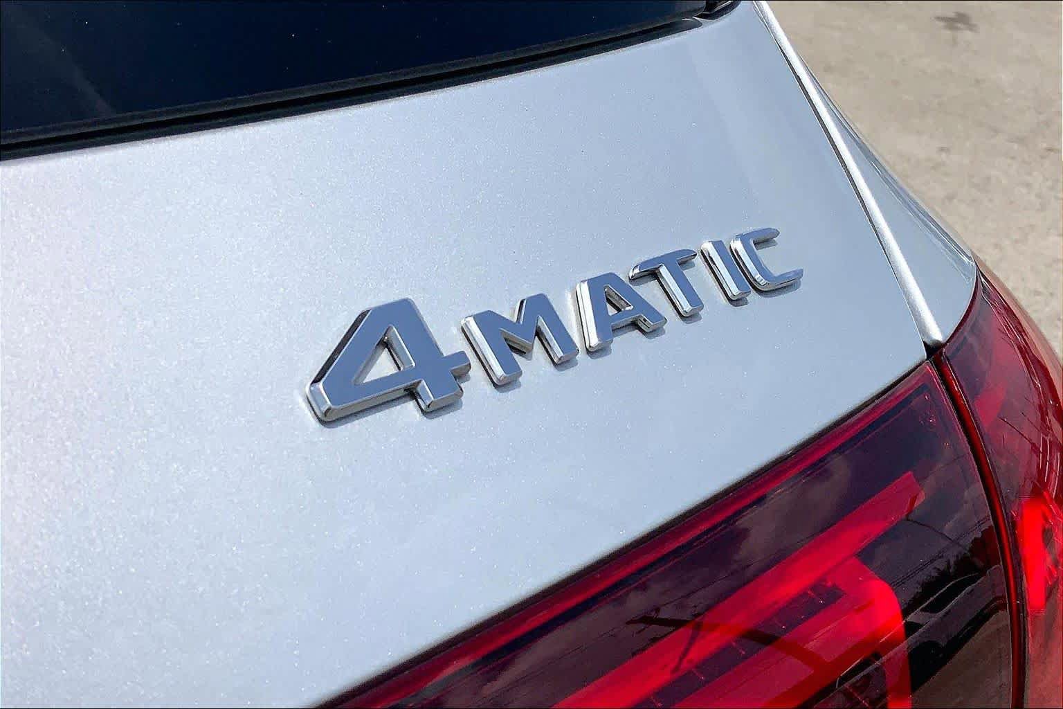 Used 2021 Mercedes-Benz GLE 350 4MATIC image 10