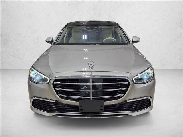 Used 2023 Mercedes-Benz S 500 4MATIC image 2