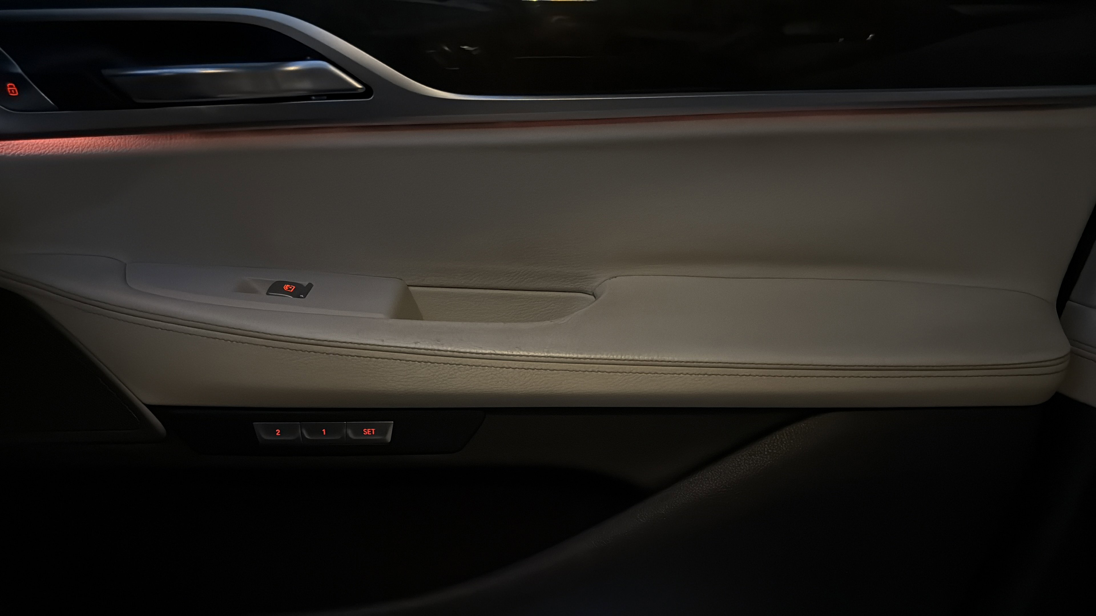 Used 2016 BMW 740i image 43