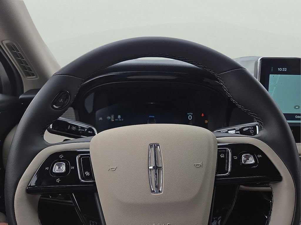New 2026 Lincoln Corsair Premiere FWD image 19