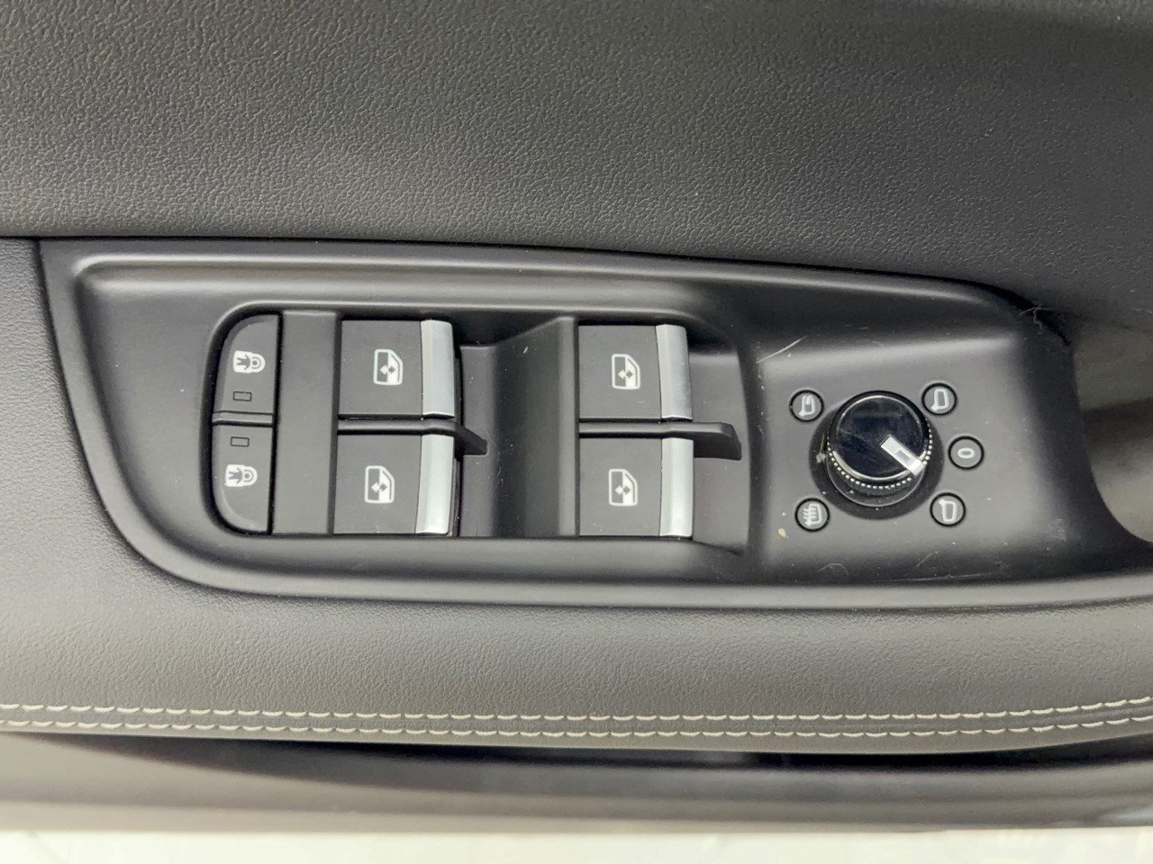 Used 2026 Audi Q8 Premium Plus AWD/4WD image 15