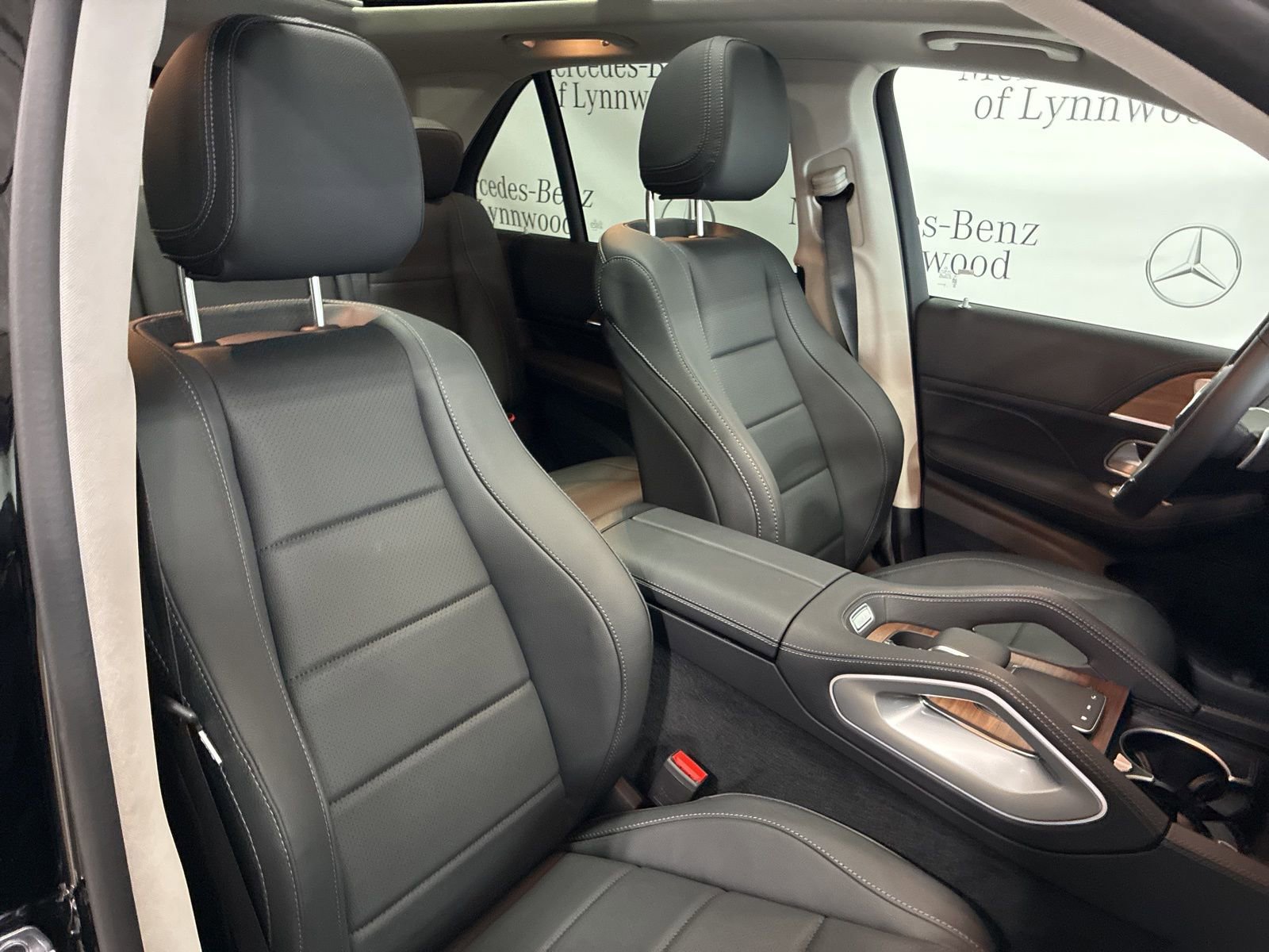 New 2026 Mercedes-Benz GLE 450 4MATIC image 17