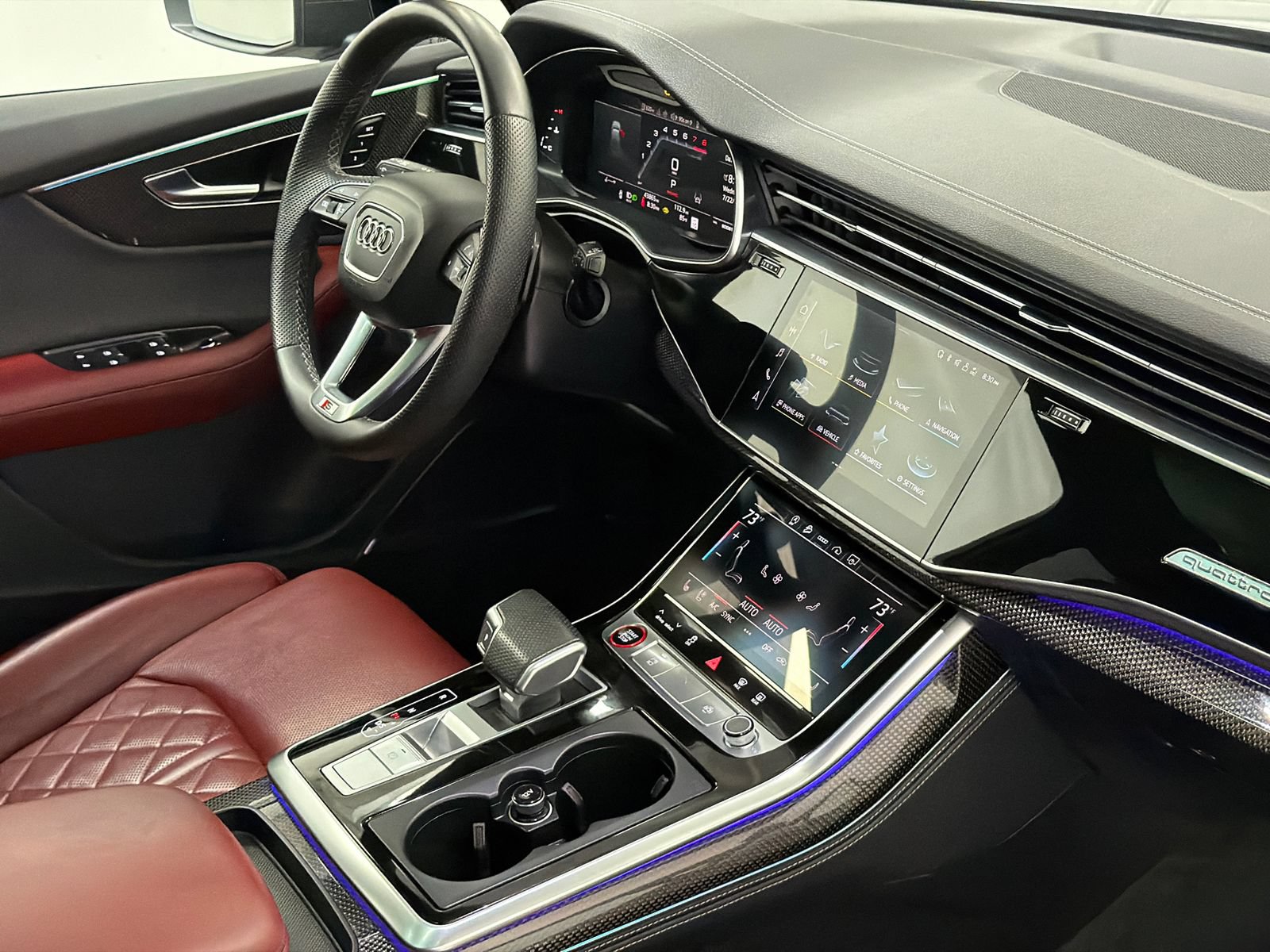 Used 2024 Audi SQ7 Premium Plus w/ Carbon Package AWD/4WD image 10