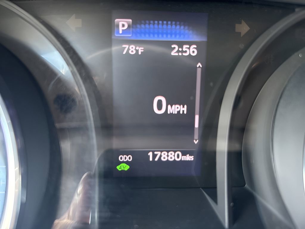 Used 2019 Toyota Camry LE FWD image 24