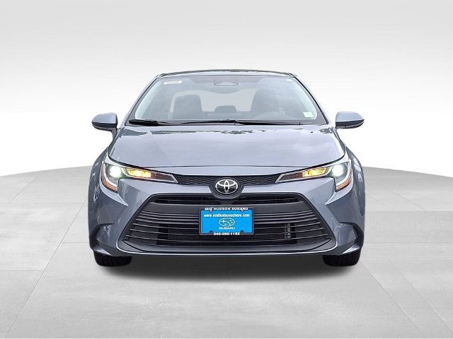Used 2024 Toyota Corolla LE FWD image 2