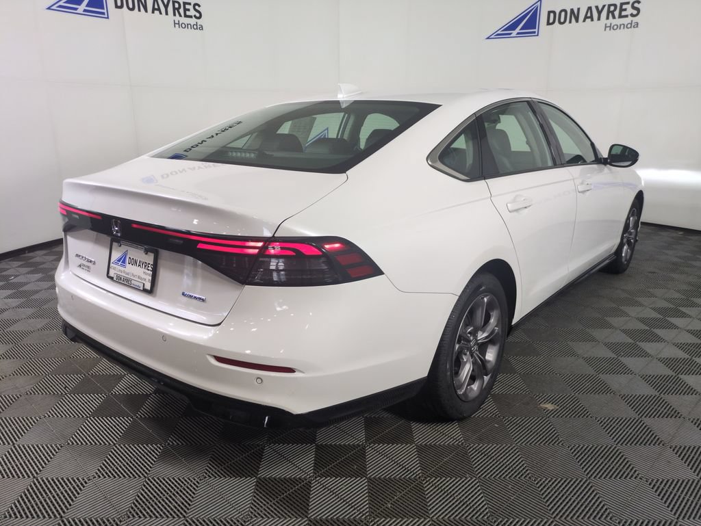 Certified 2024 Honda Accord EX-L image 9