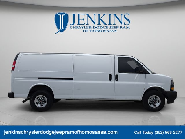 Used 2023 GMC Savana 2500 Extended w/ Driver Convenience Package RWD image 2