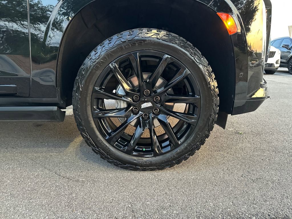 Used 2023 Cadillac Escalade ESV Sport Platinum w/ LPO, ONYX Package AWD/4WD image 15