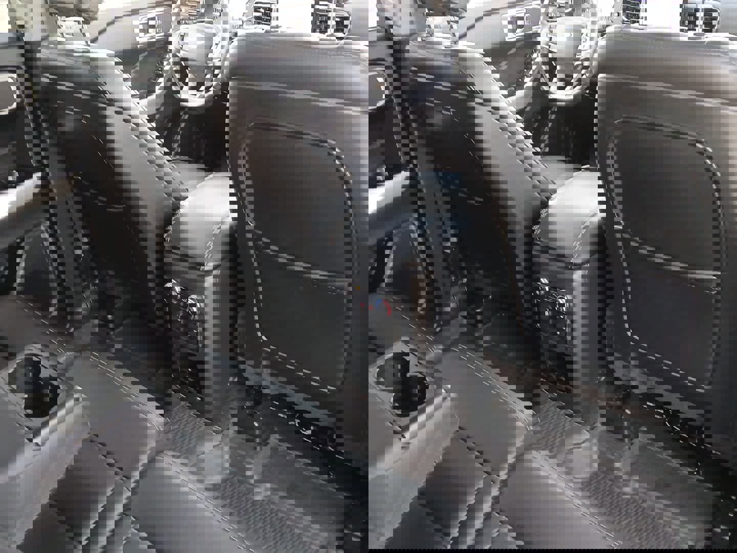 Used 2020 Ford Explorer XLT w/ Equipment Group 202A image 63