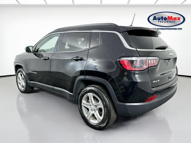 Used 2024 Jeep Compass Latitude AWD/4WD image 5