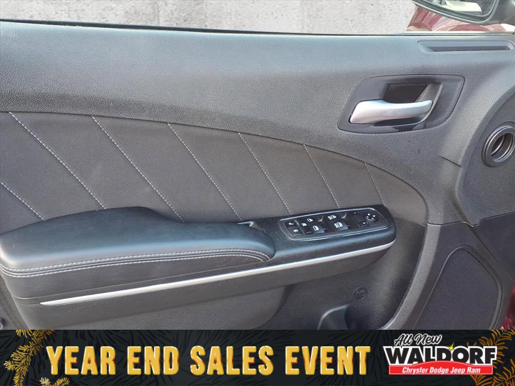 Used 2023 Dodge Charger R/T w/ Cold Weather Package image 7
