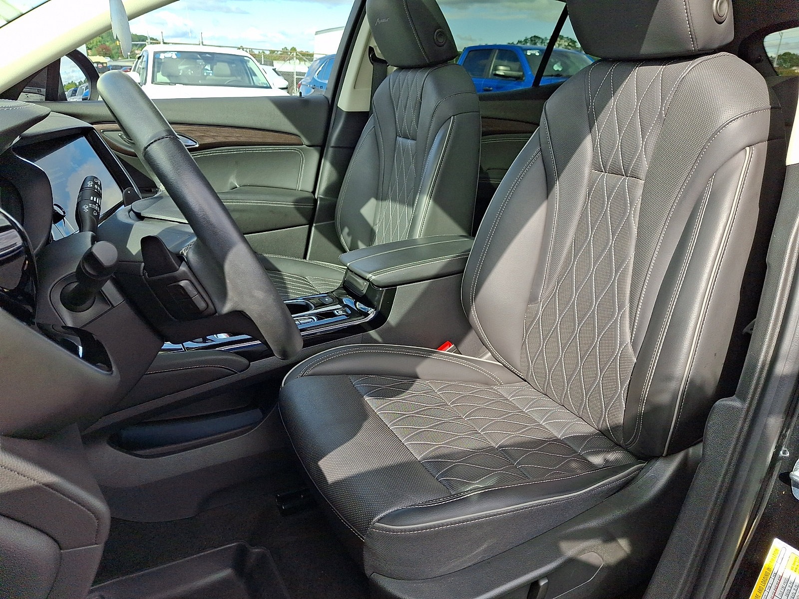 Certified 2023 Buick Envision Avenir AWD/4WD image 14