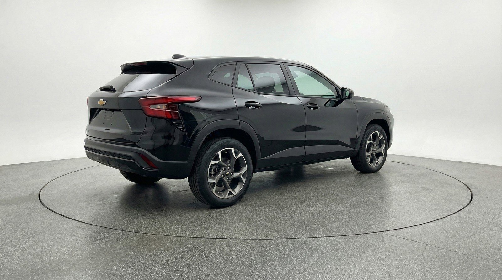 Used 2025 Chevrolet Trax LT w/ LT Convenience Package image 9