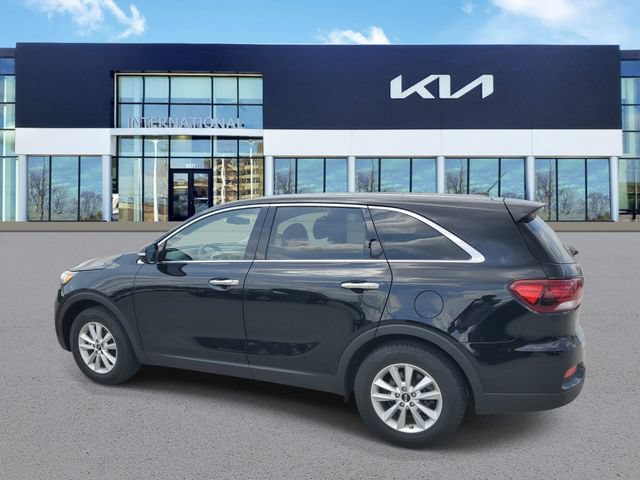 Used 2020 Kia Sorento L FWD image 2