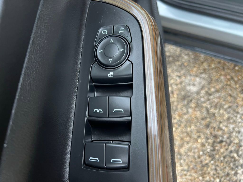 Used 2023 GMC Acadia SLE w/ Driver Convenience Package image 25