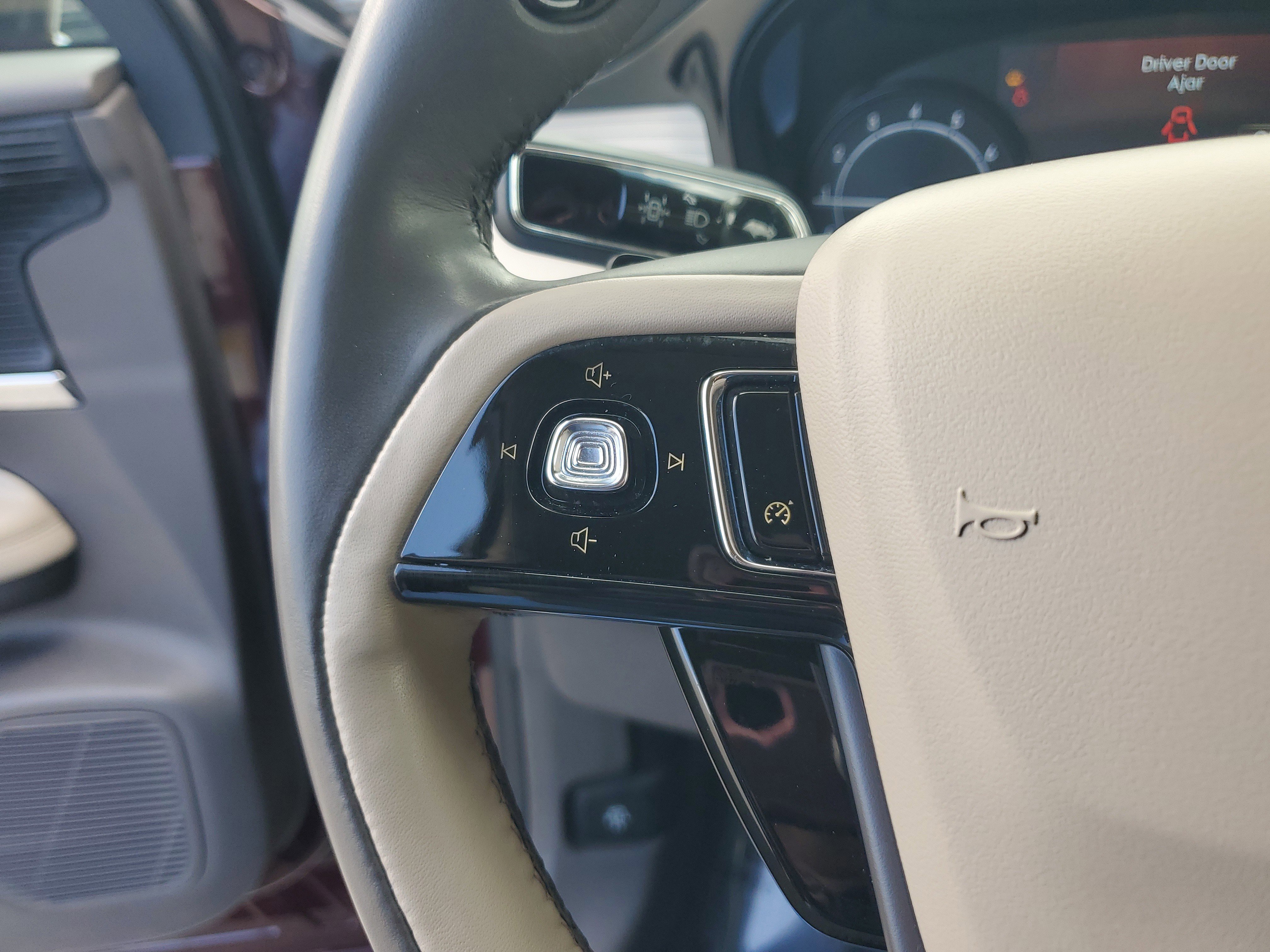 Used 2021 Lincoln Corsair FWD image 21