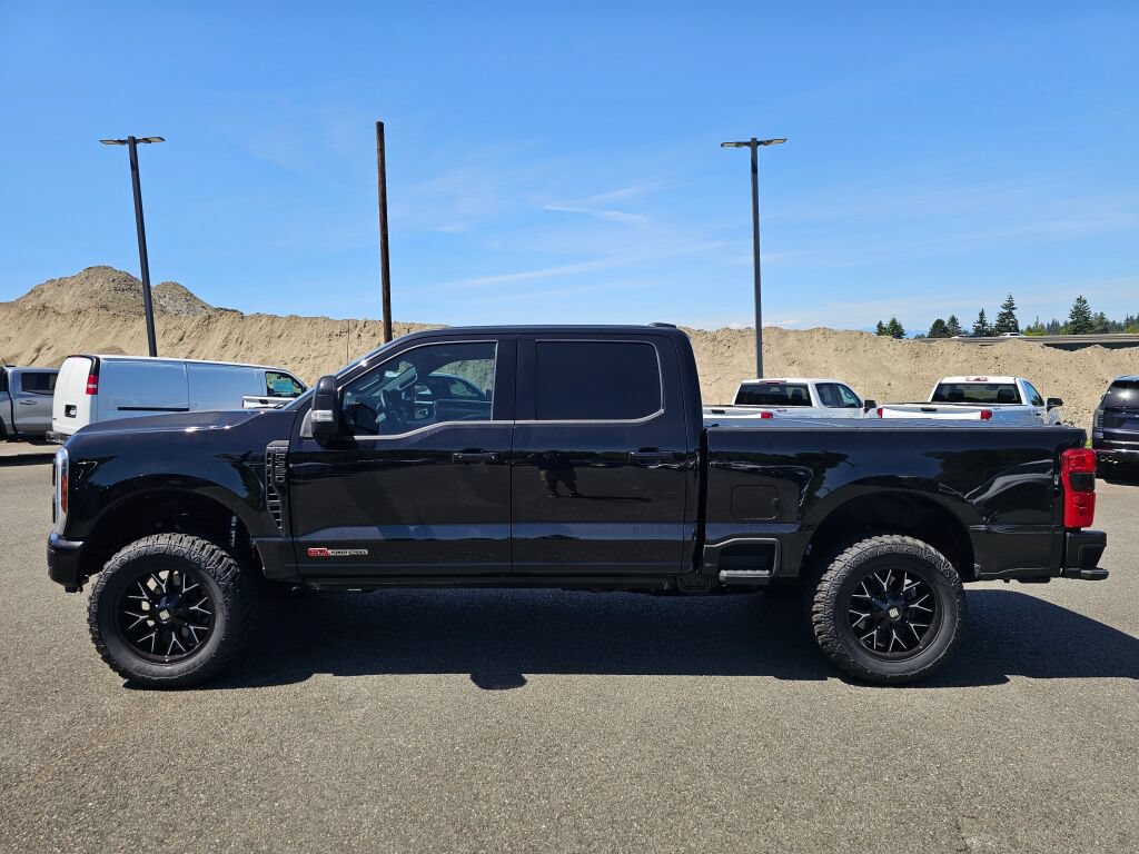 Used 2026 Ford F350 Platinum AWD/4WD image 8