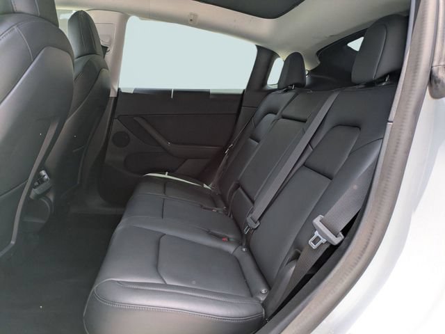 Used 2022 Tesla Model Y Performance AWD/4WD image 15
