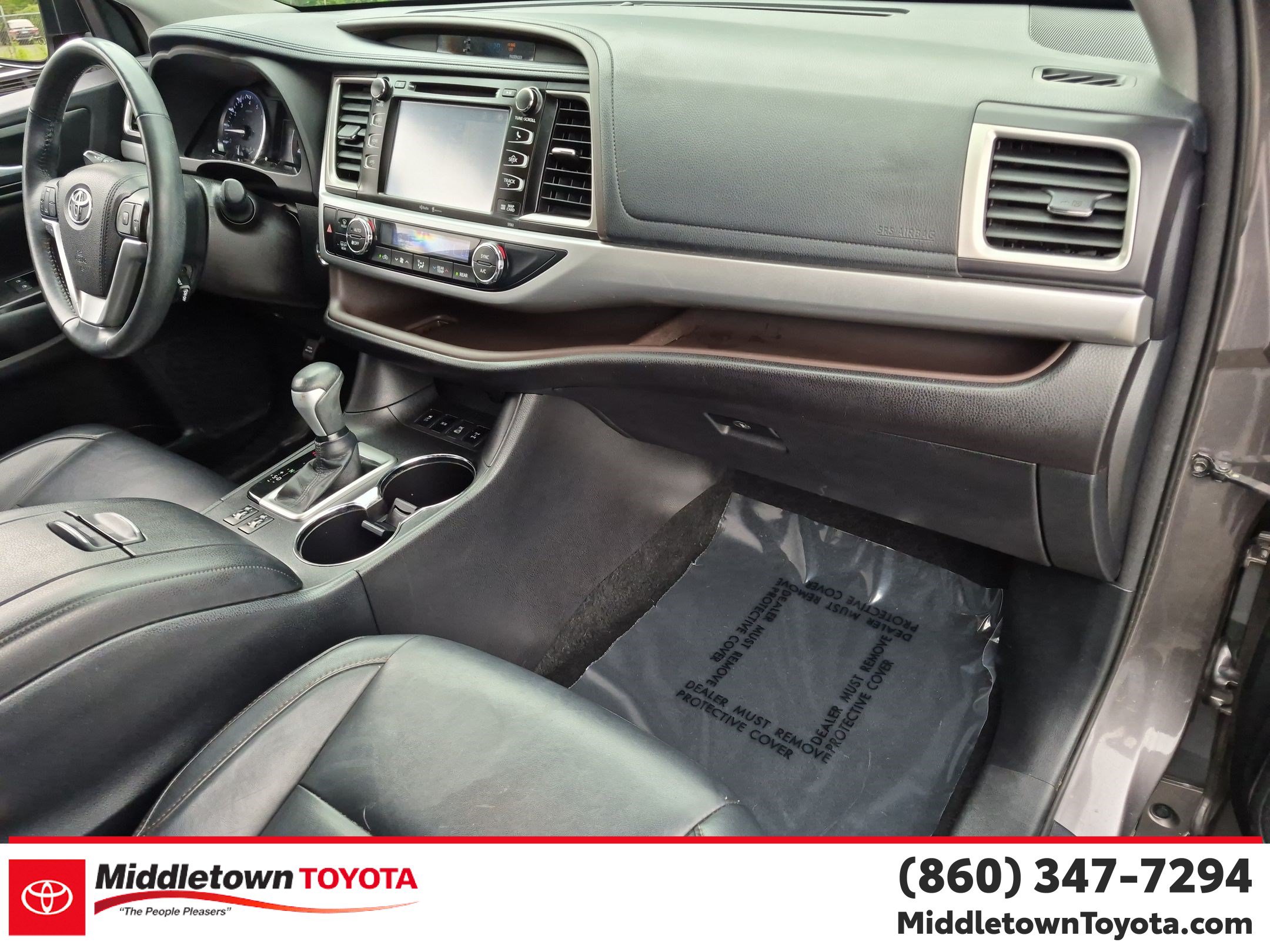 Used 2015 Toyota Highlander XLE AWD/4WD image 39