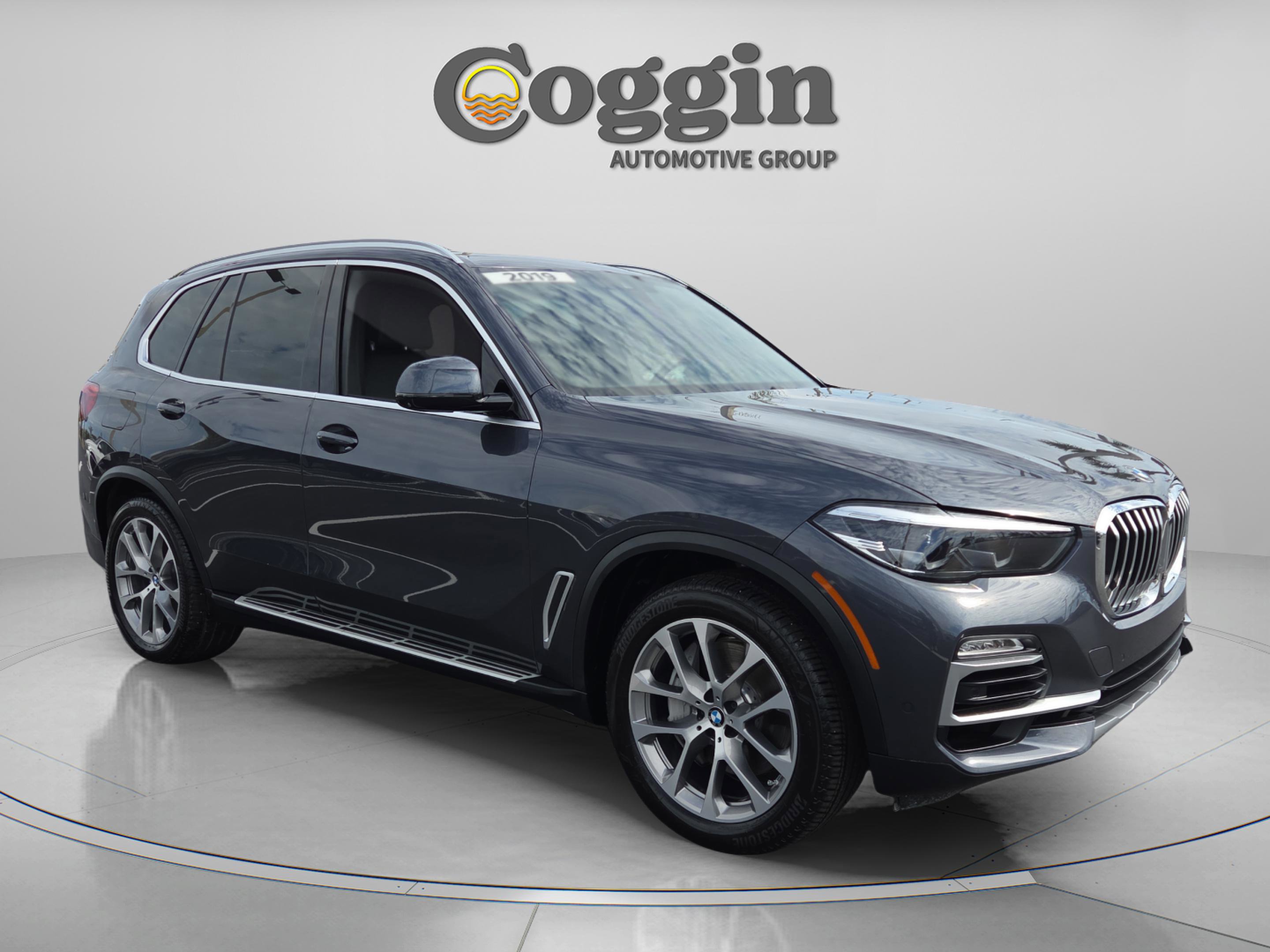 Used 2019 BMW X5 xDrive50i w/ Parking Assistance Package image 8