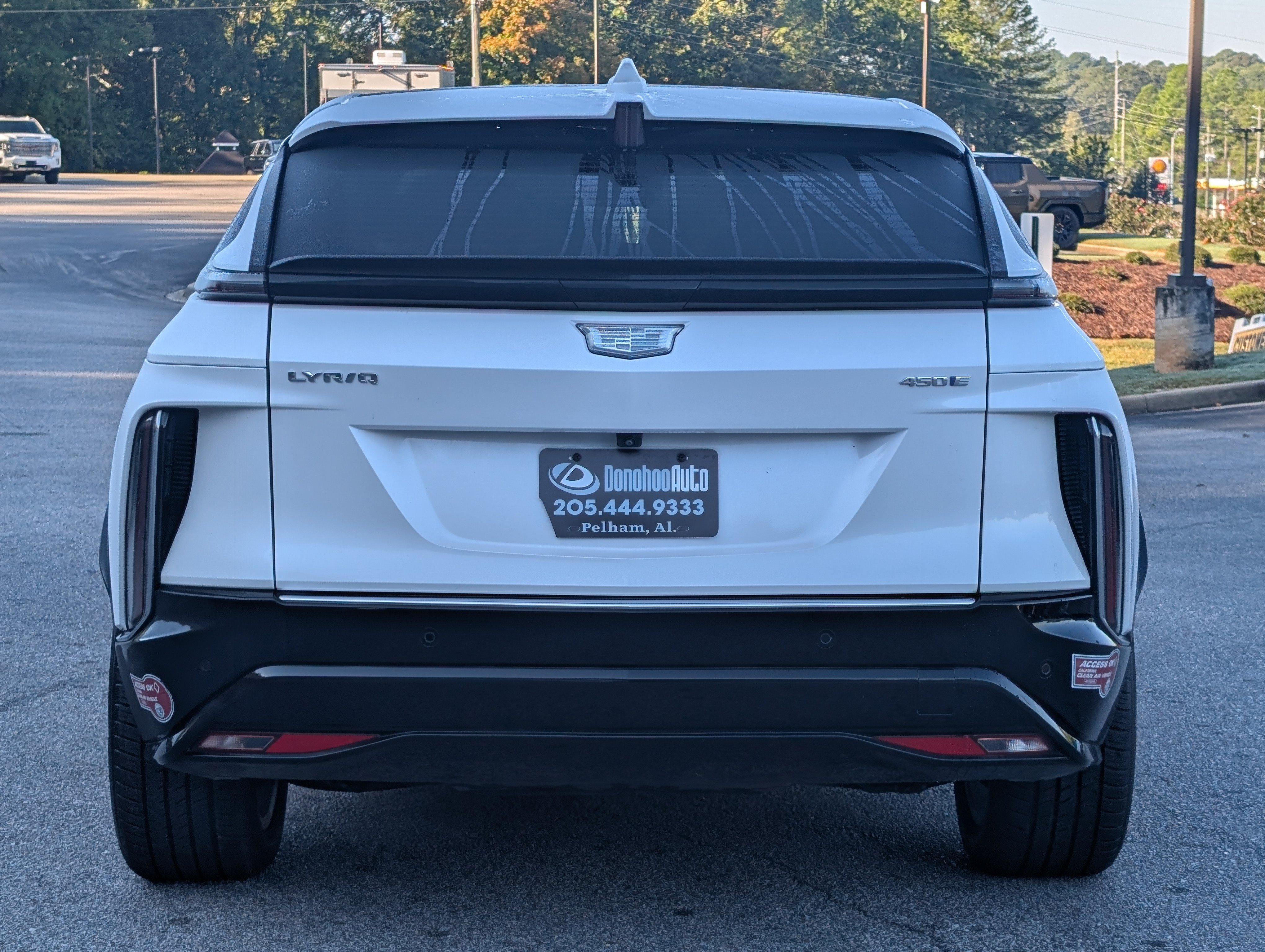 Used 2024 Cadillac Lyriq Tech RWD image 8