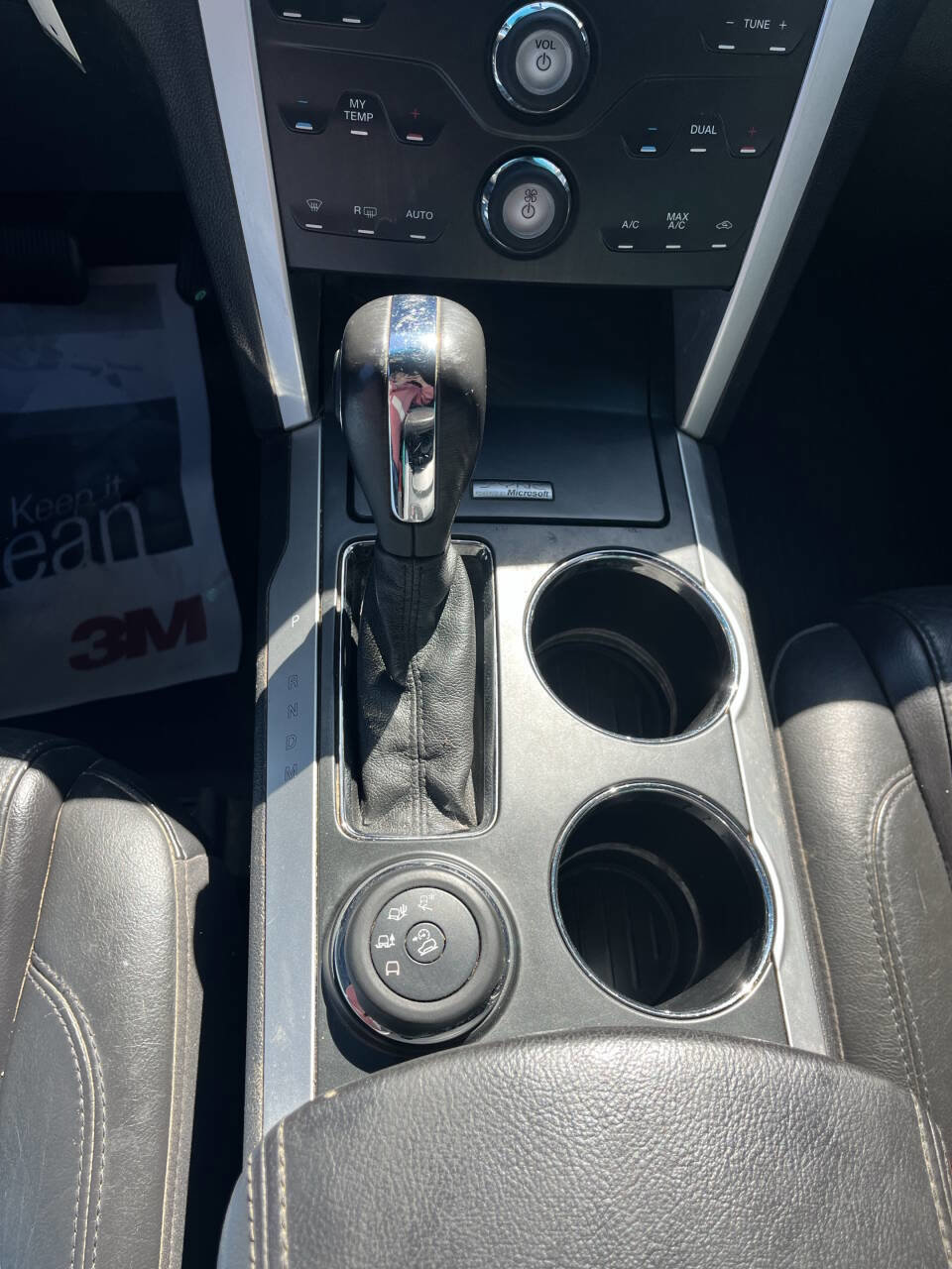 Used 2013 Ford Explorer XLT image 13