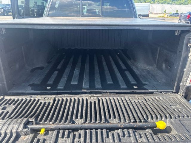 Used 2013 Ford F150 Lariat w/ Lariat Chrome Pkg AWD/4WD image 17