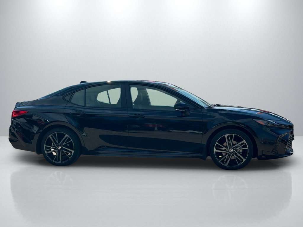 Used 2026 Toyota Camry XSE AWD/4WD image 4