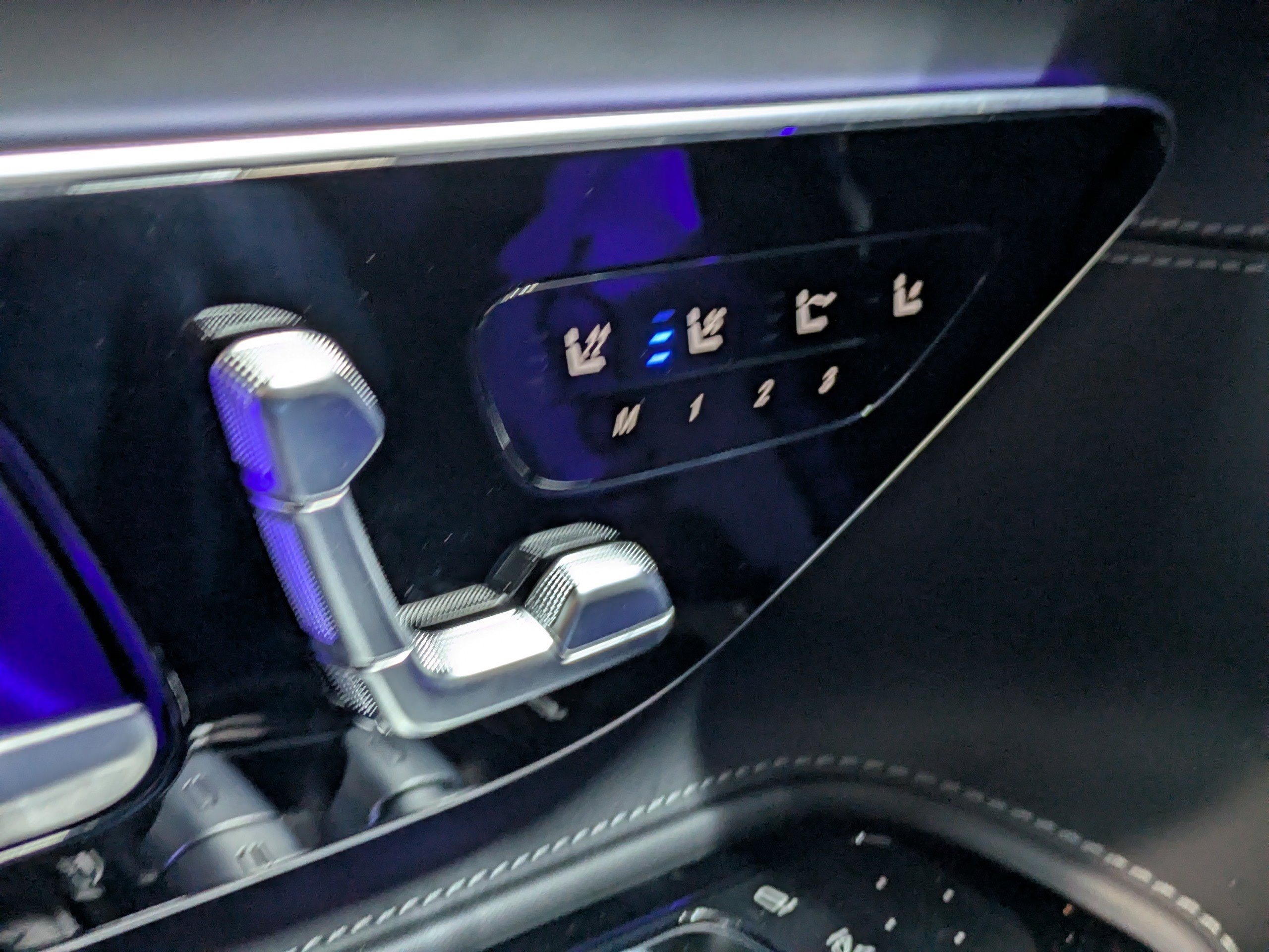 Used 2024 Mercedes-Benz SL 55 AMG 4MATIC image 24